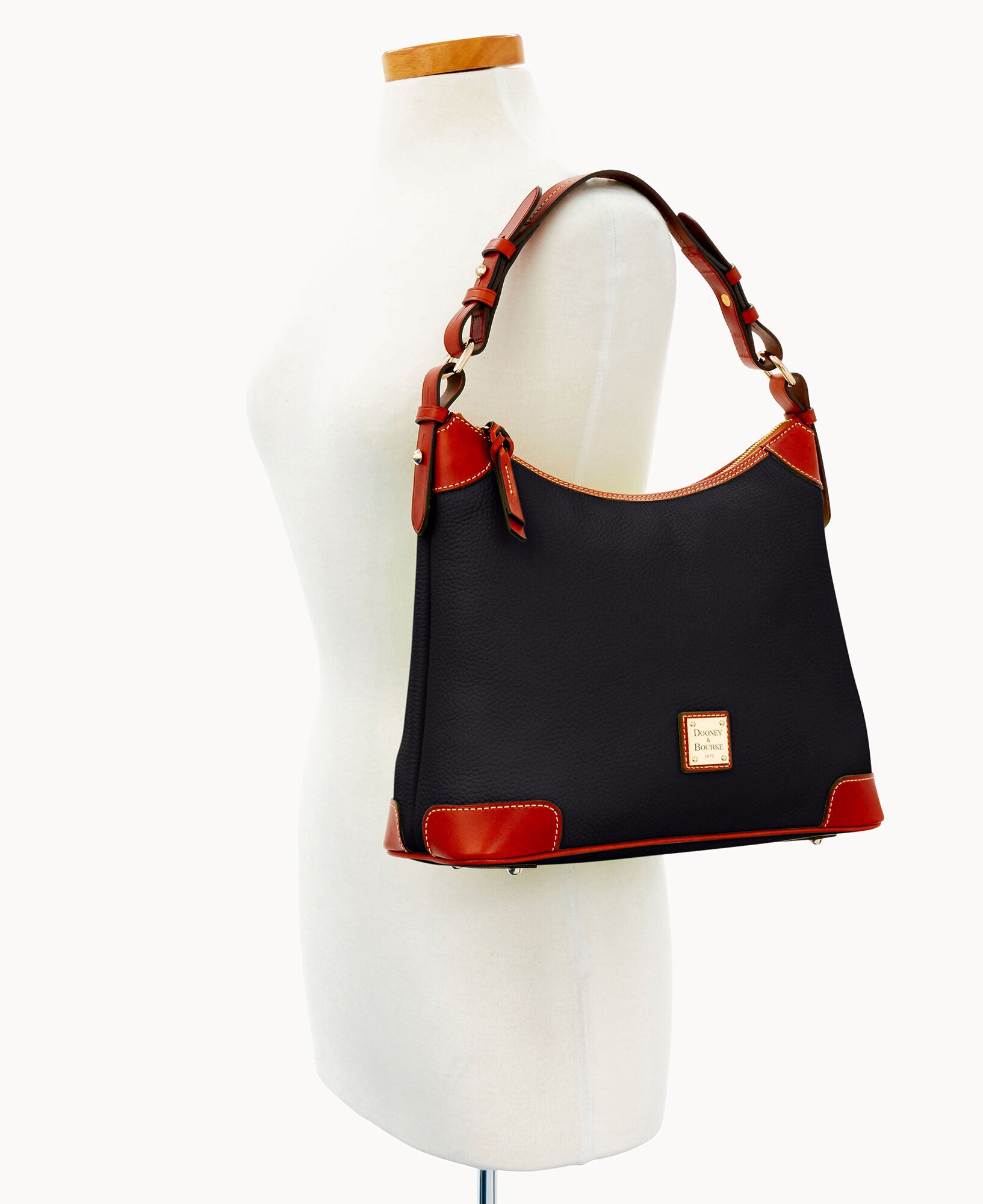 Pebble Grain Hobo - Image 9