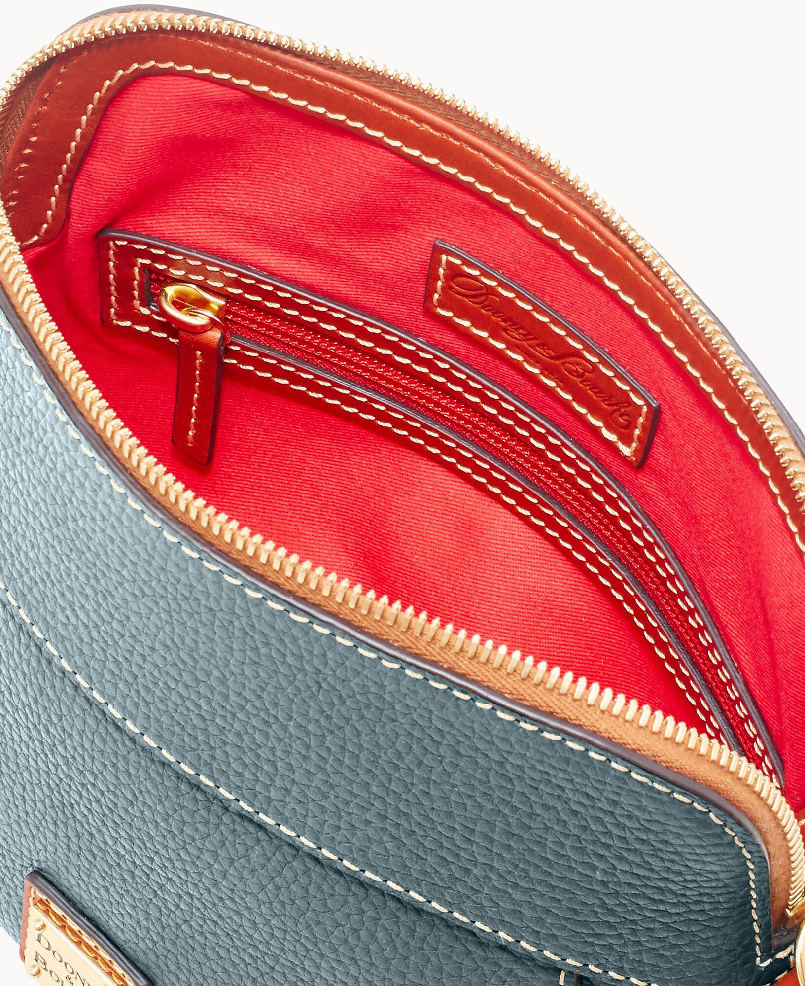 Pebble Grain Cameron Crossbody - Image 7