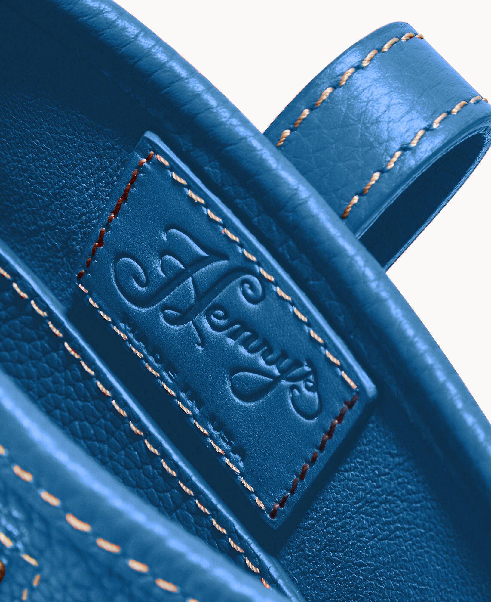 Henrys Small Crossbody - Image 17