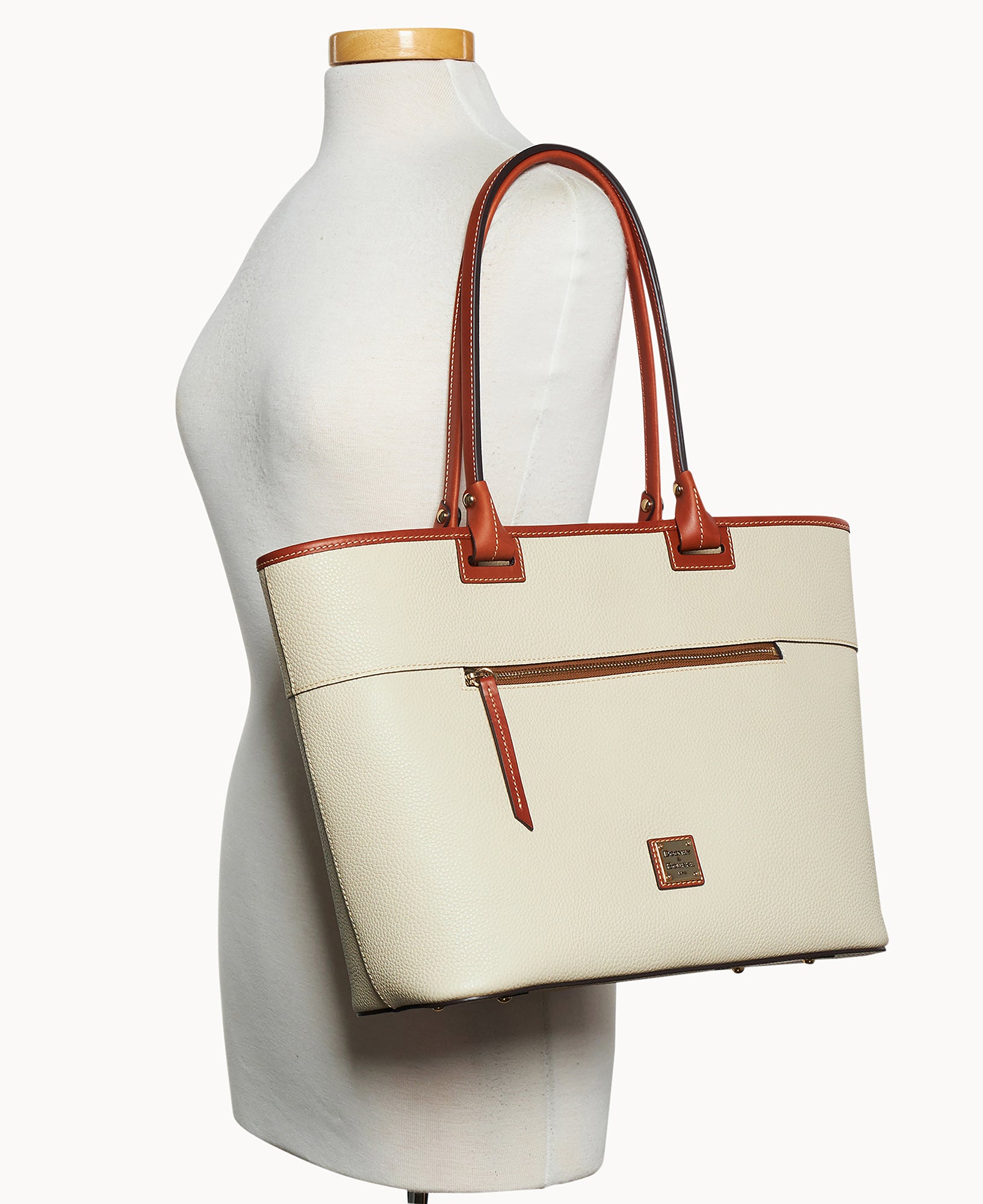 Pebble Grain Large Zip Tote - Image 16