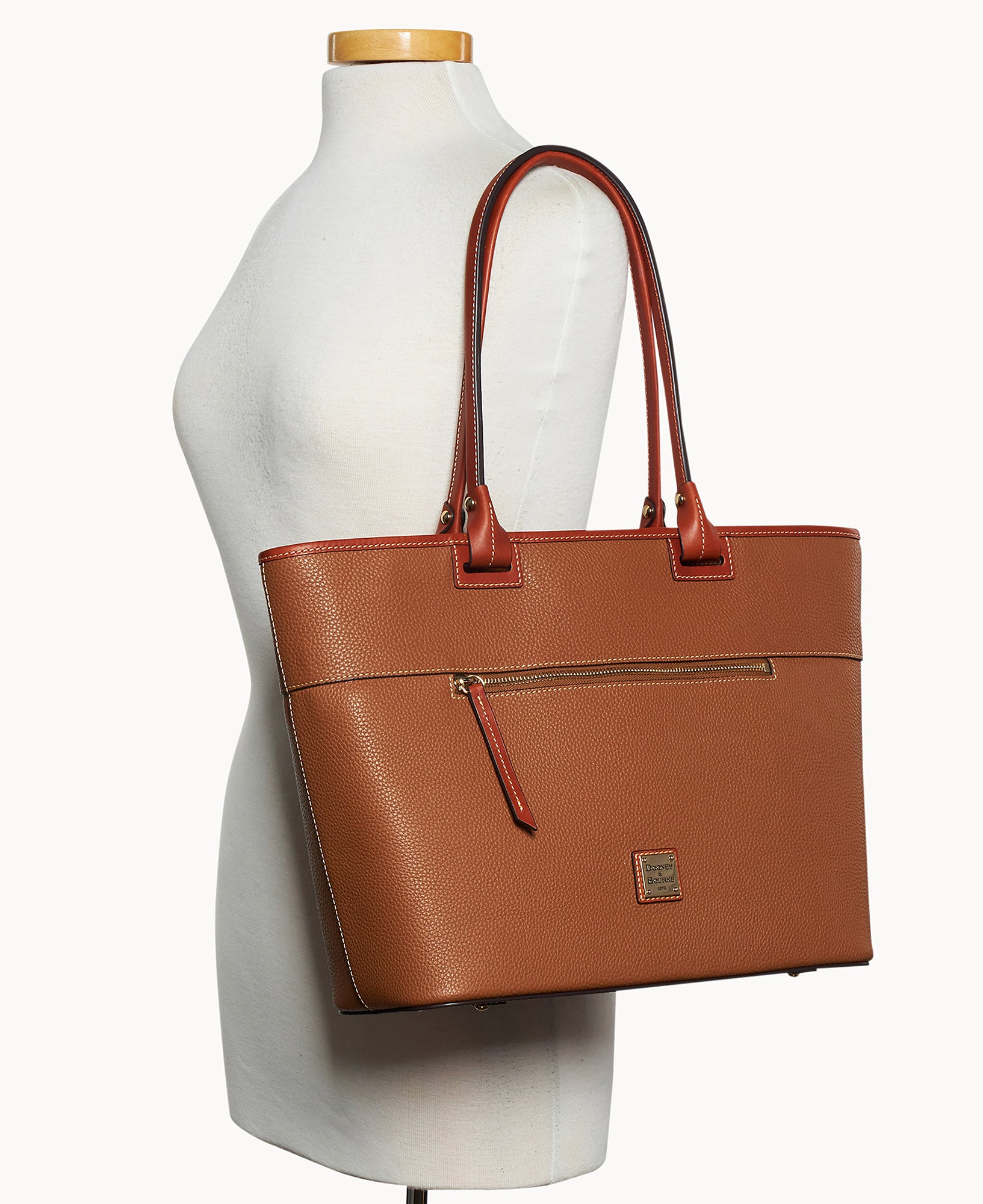 Pebble Grain Large Zip Tote - Image 20