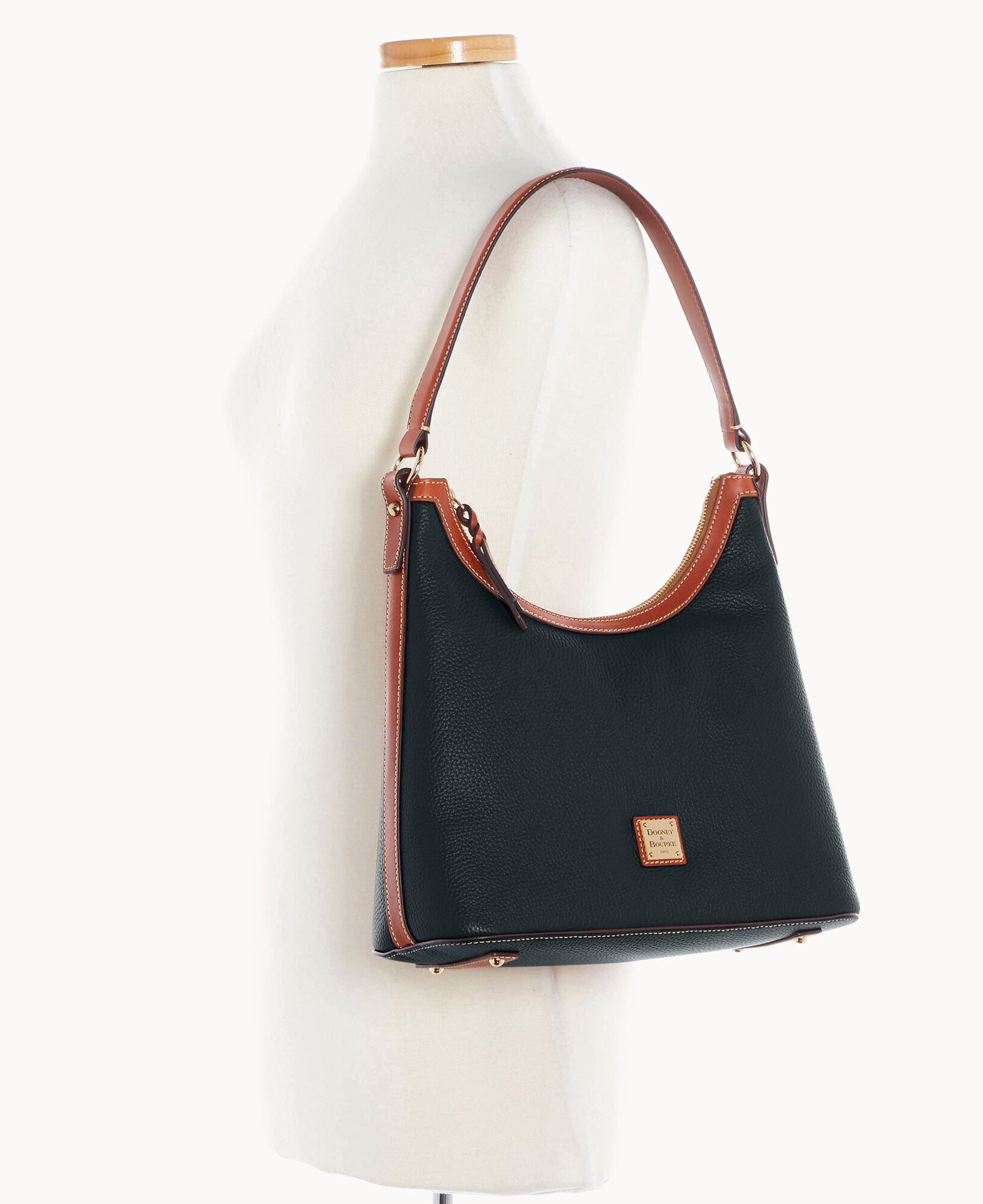 Pebble Grain Hobo - Image 25