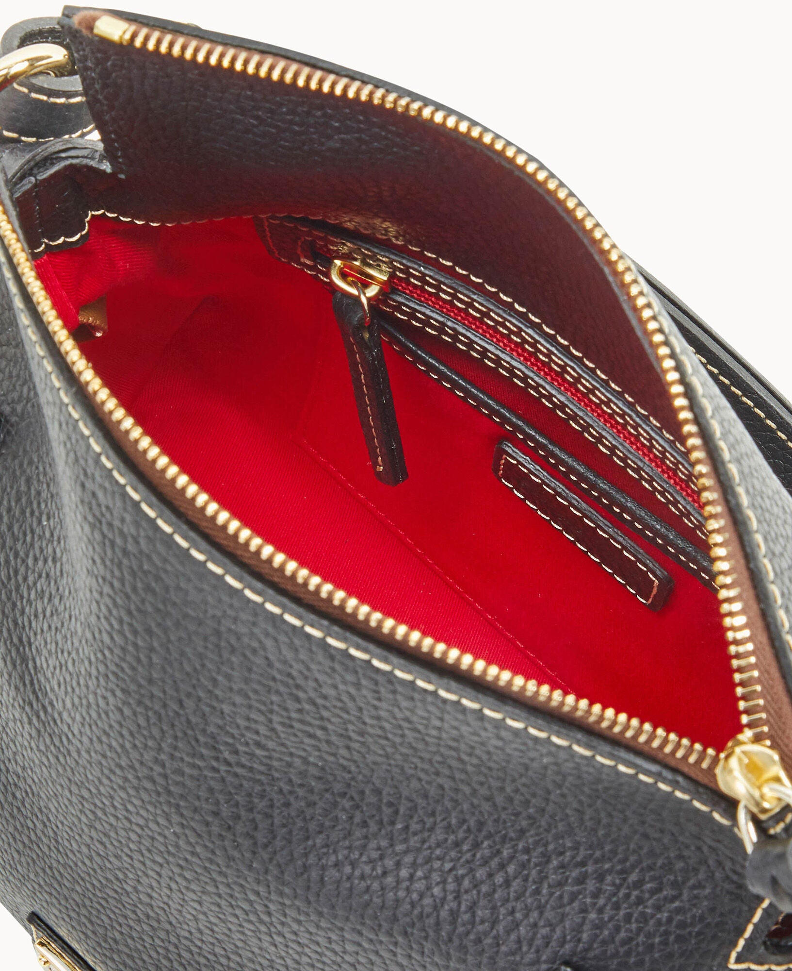 Pebble Grain Tassel Shoulder Bag - Image 3