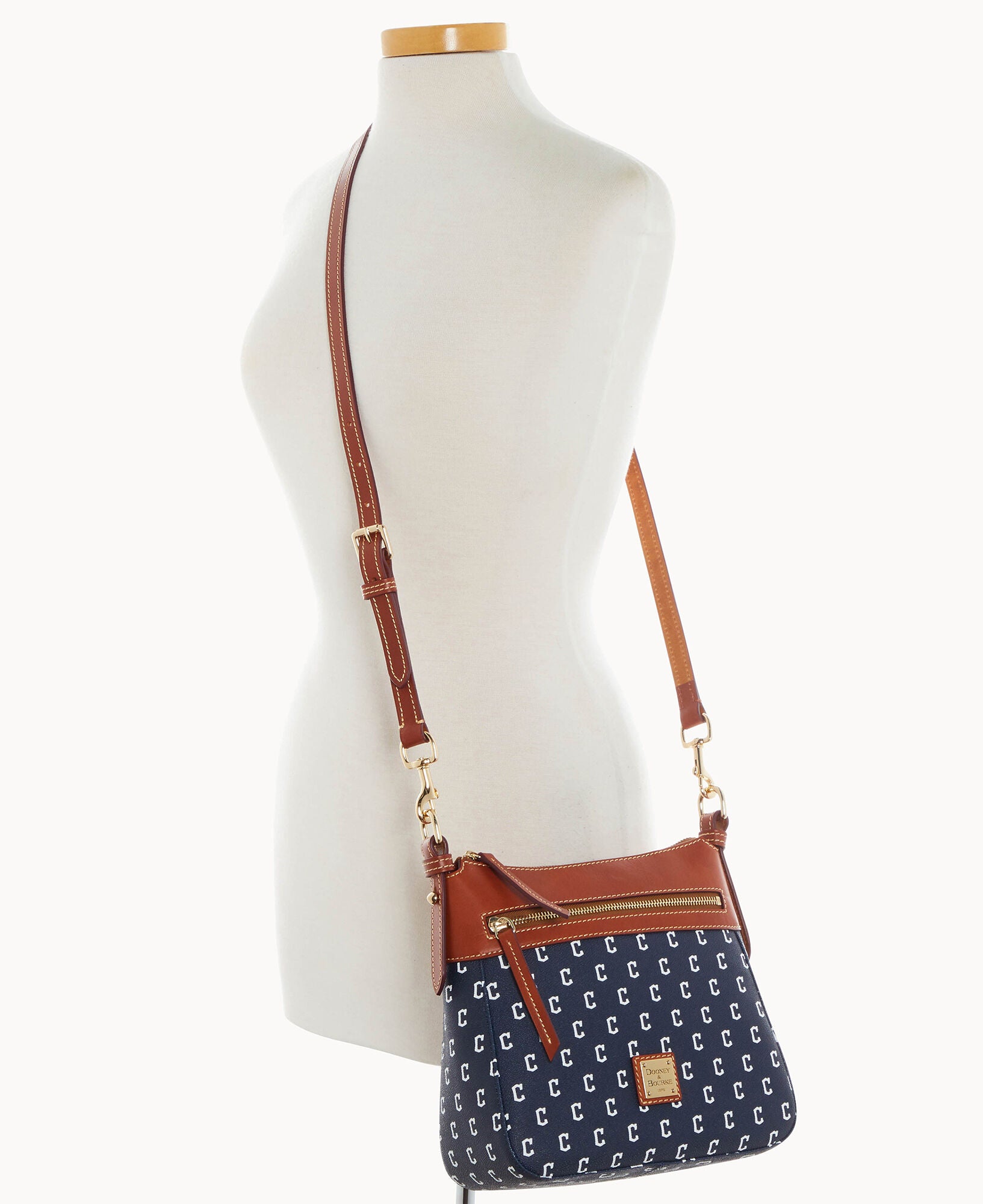 MLB Guardians Crossbody 25 - Image 4