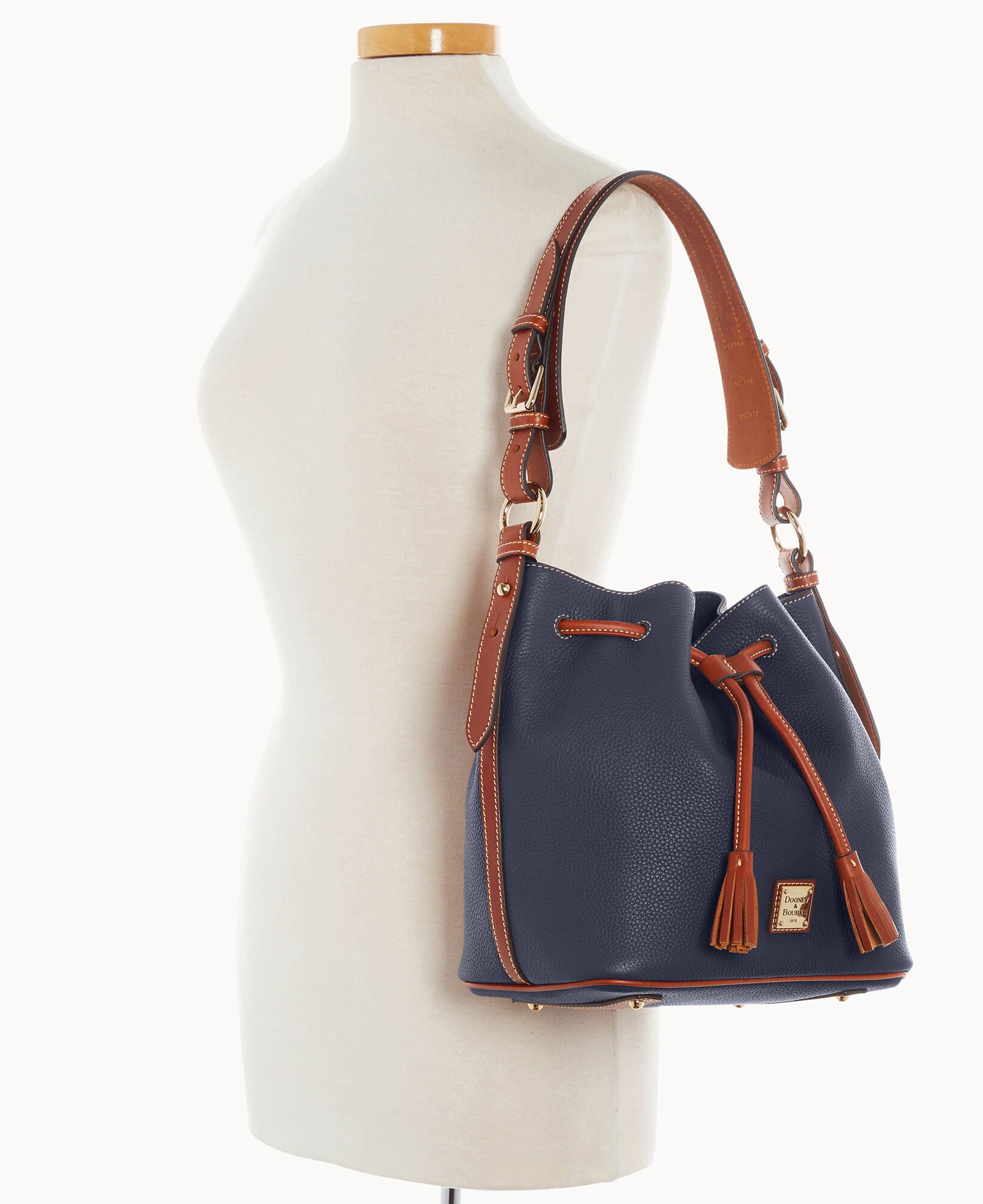 Pebble Grain Drawstring - Image 24