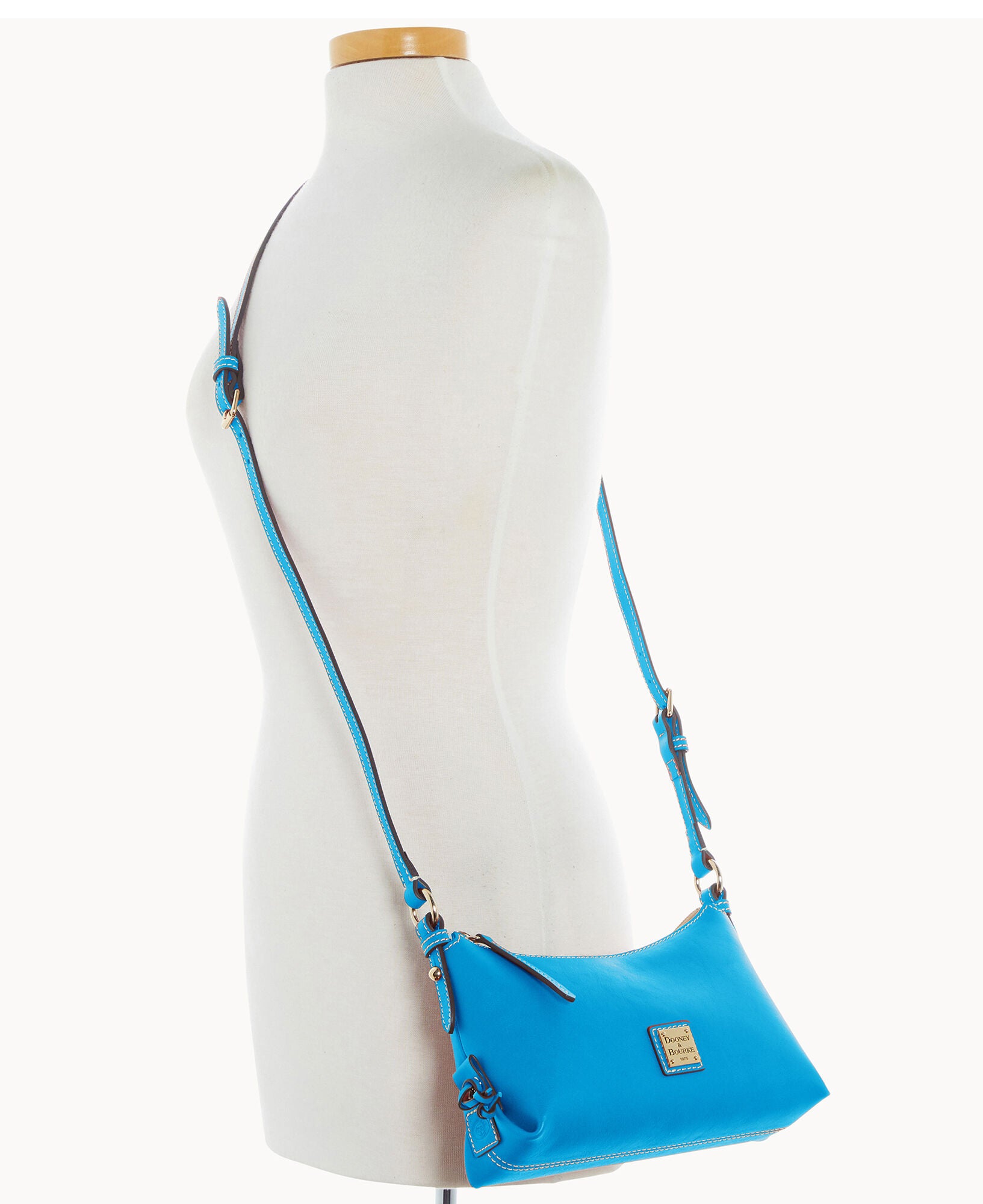 Penrose Hobo Crossbody 22 - Image 10