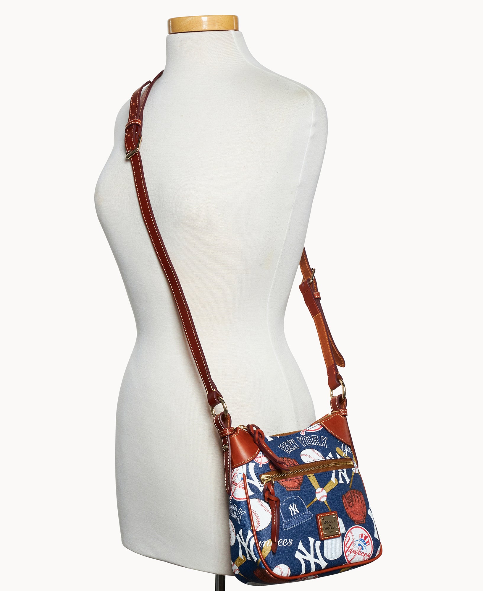 MLB Yankees Front Zip Crossbody - Image 4