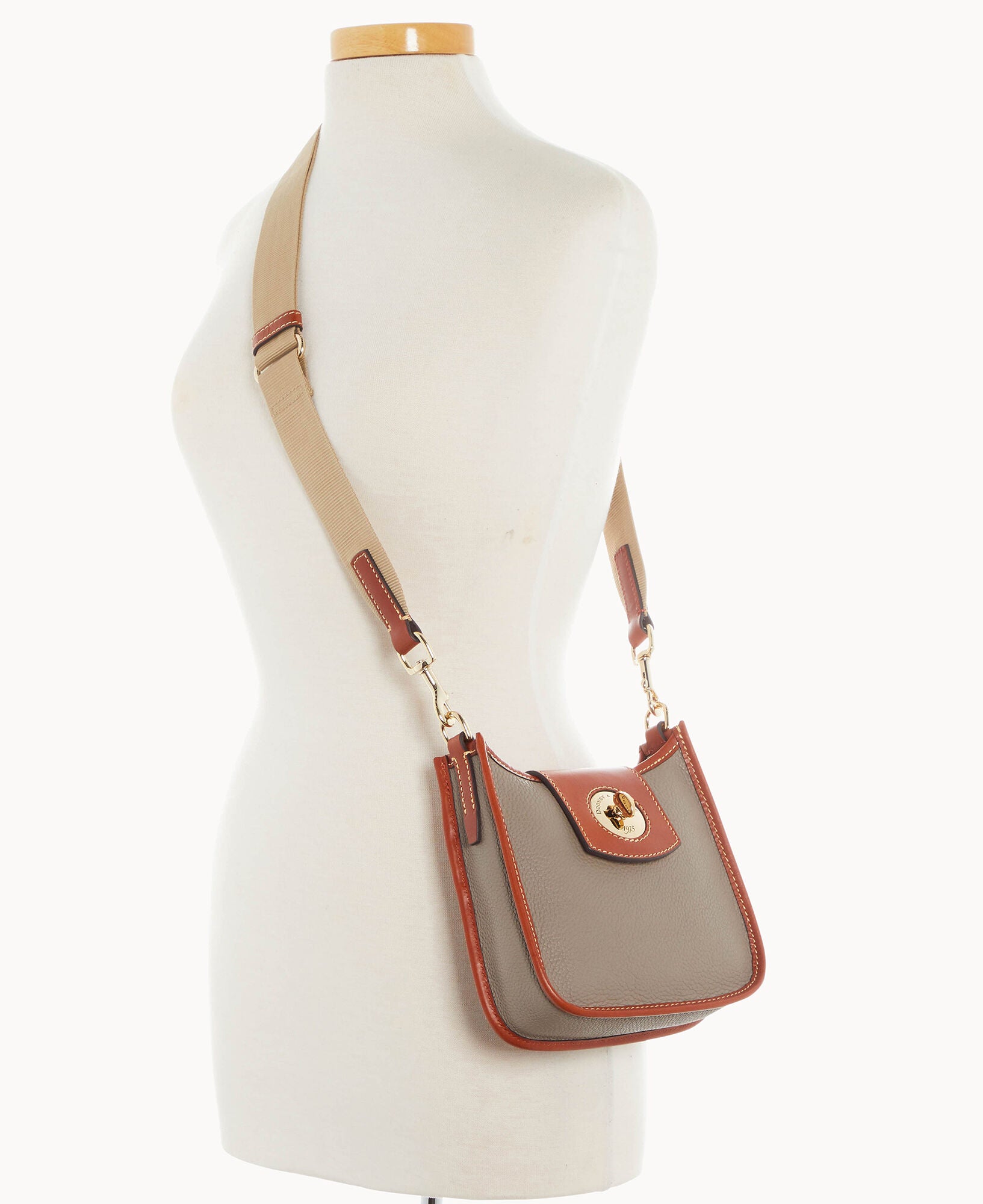 Pebble Turnlock Messenger 20 - Image 25