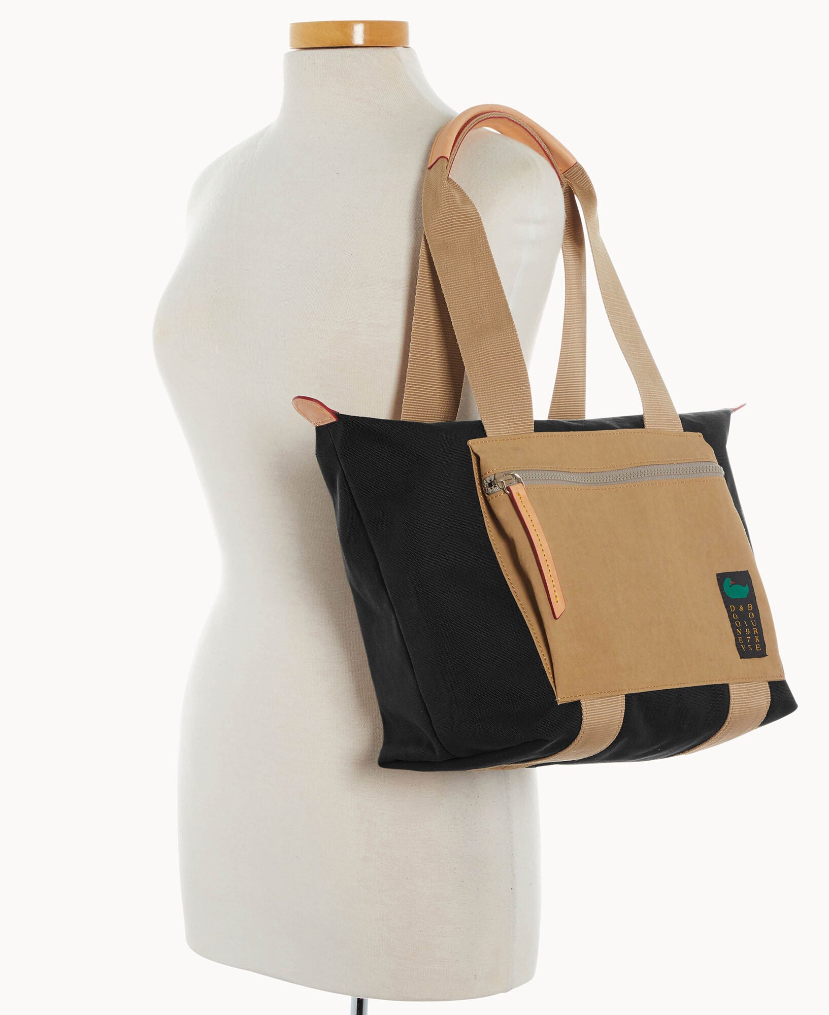 Canvas Carryall 28 with Pocket - Image 15