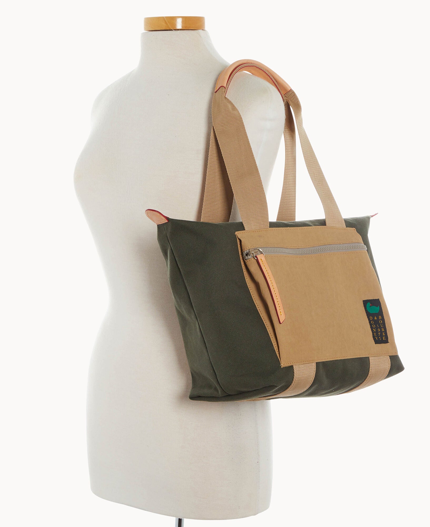 Canvas Carryall 28 with Pocket - Image 30