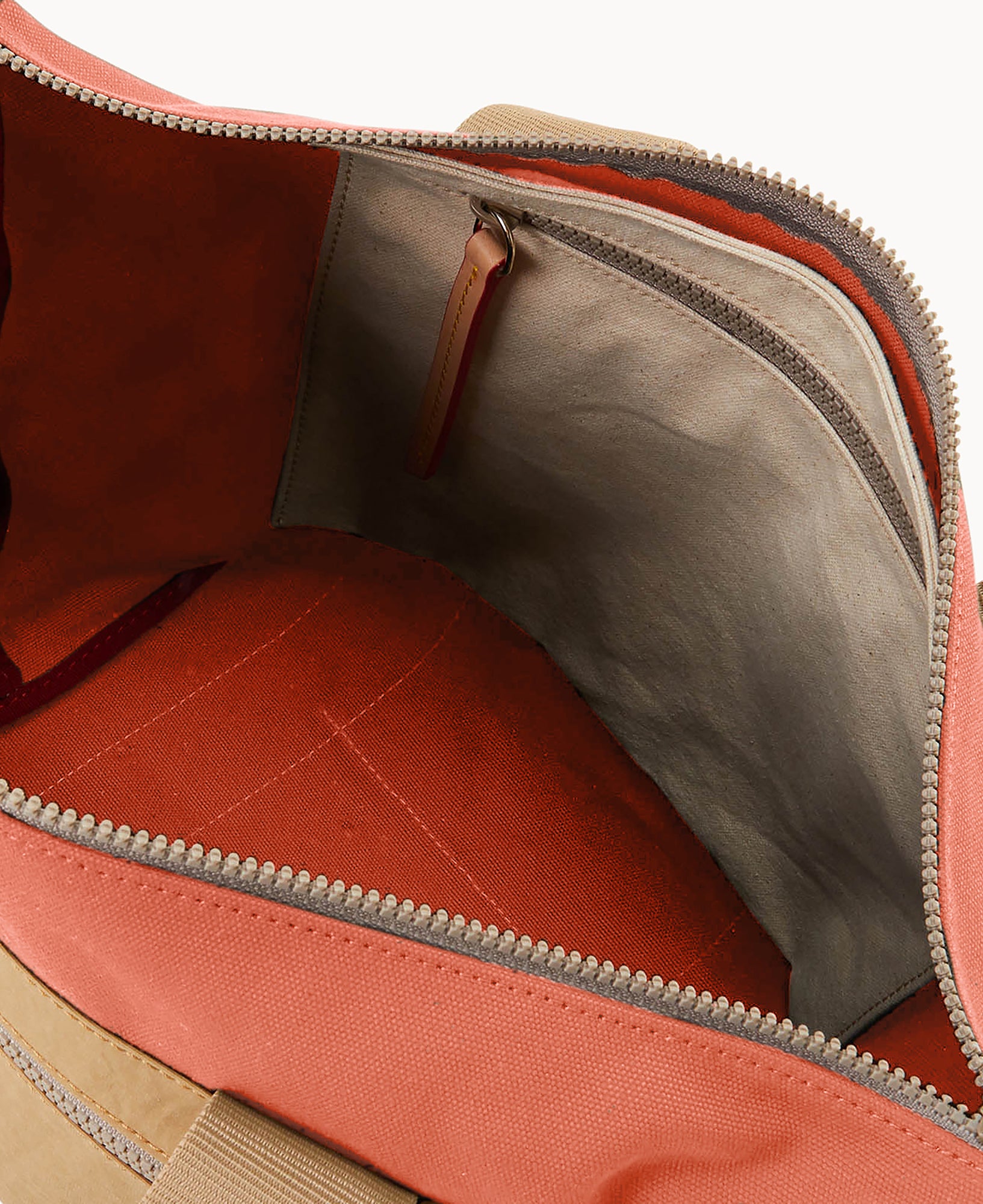 Canvas Carryall 28 with Pocket - Image 23