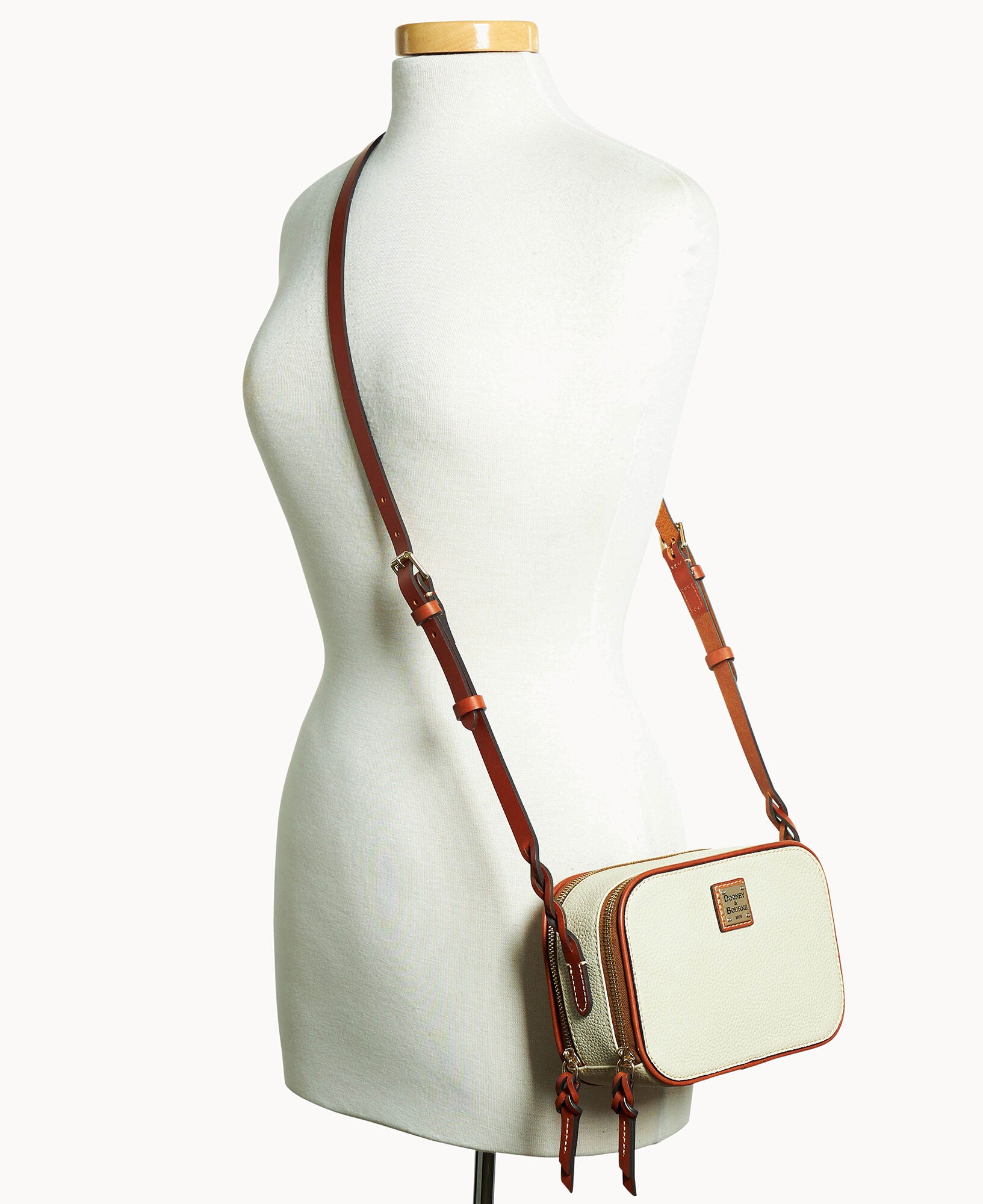 Pebble Grain Deni Crossbody - Image 14