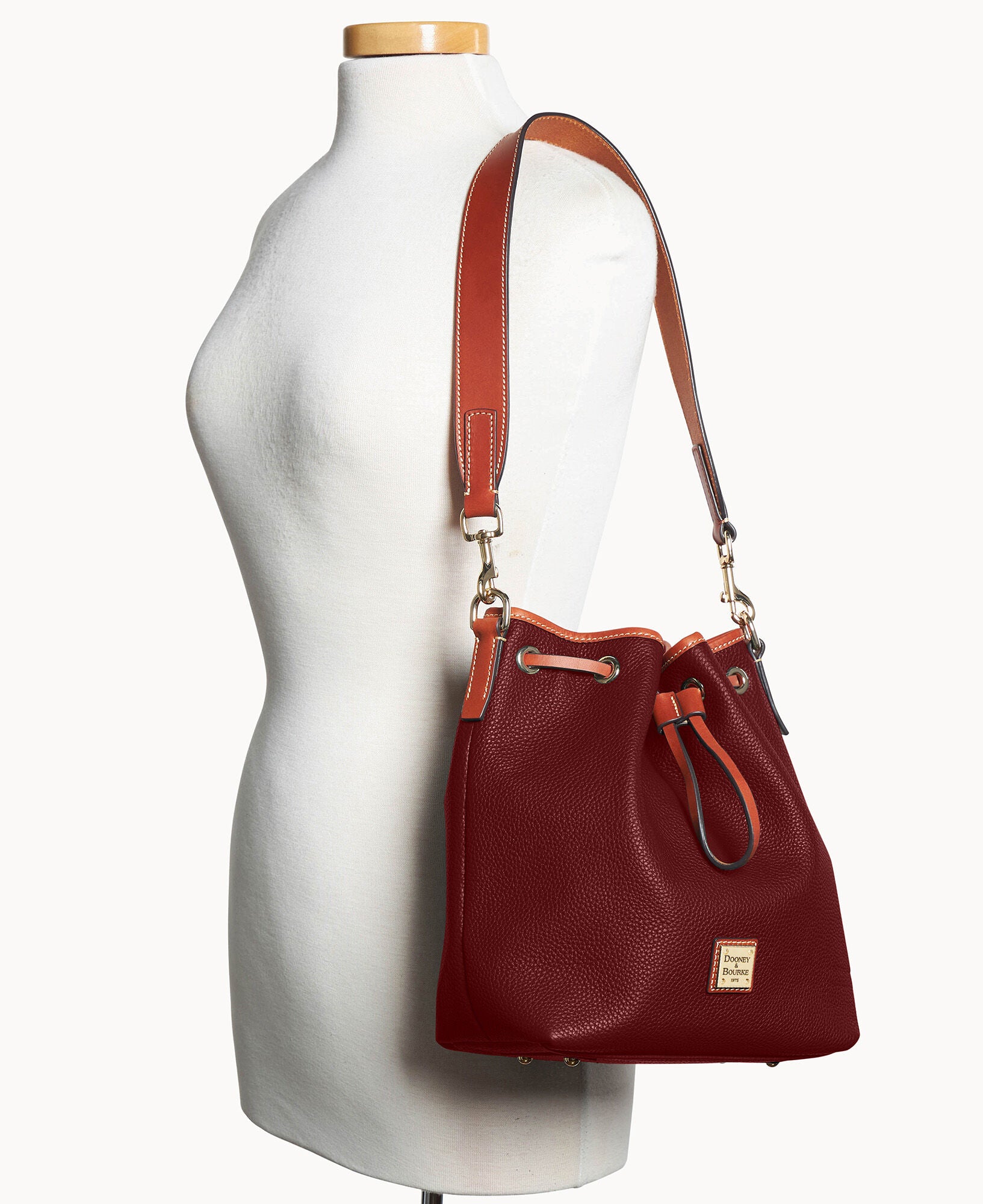 Pebble Grain Drawstring - Image 12