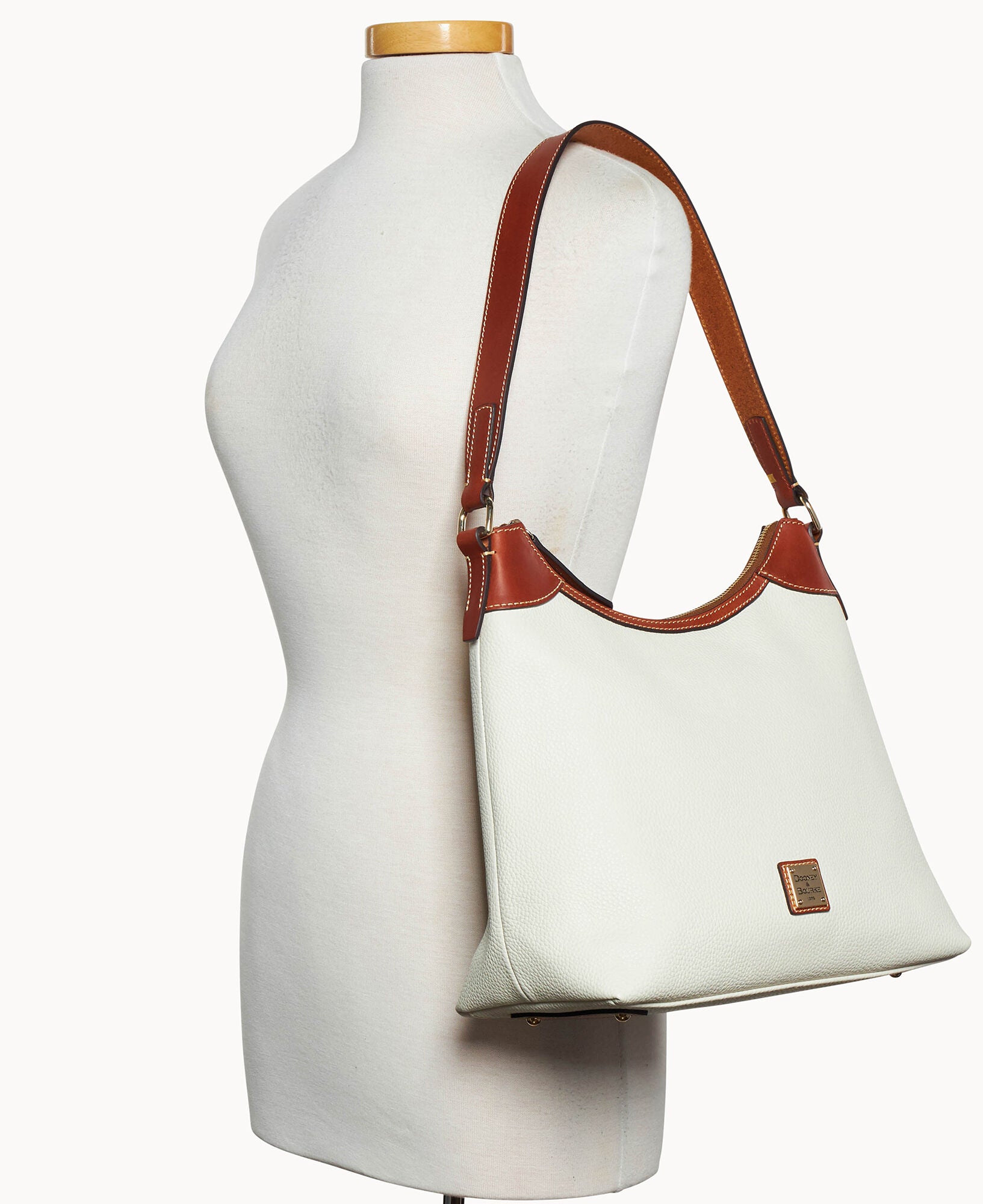 Pebble Grain Hobo - Image 16