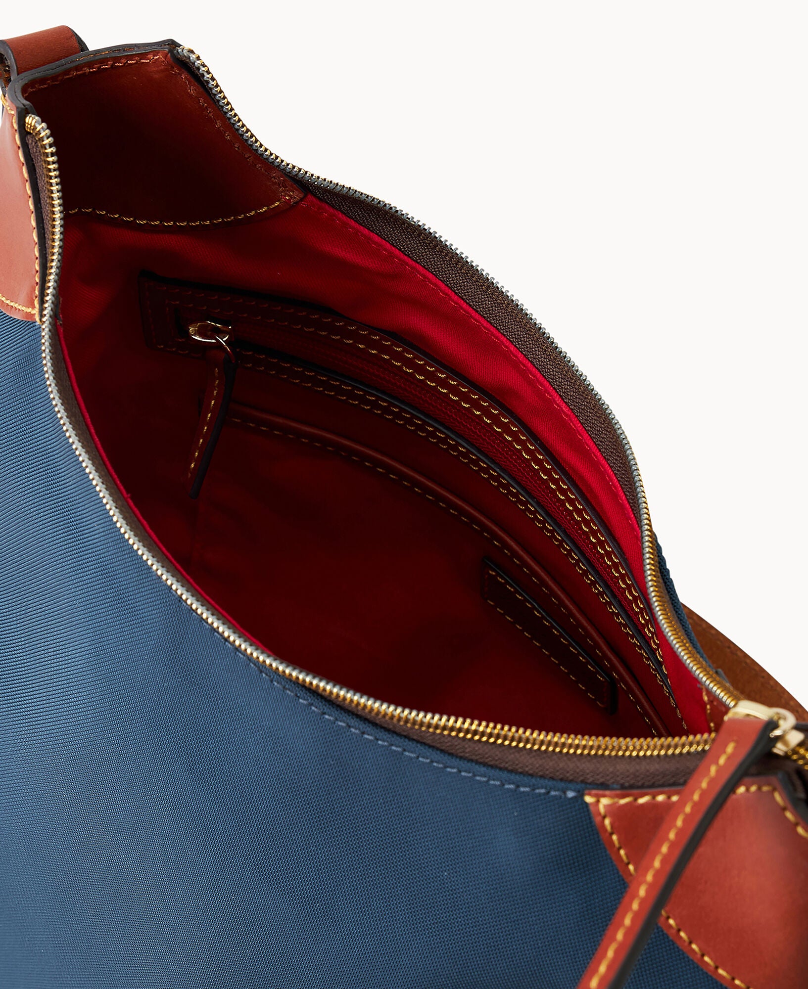 Nylon Hobo - Image 23