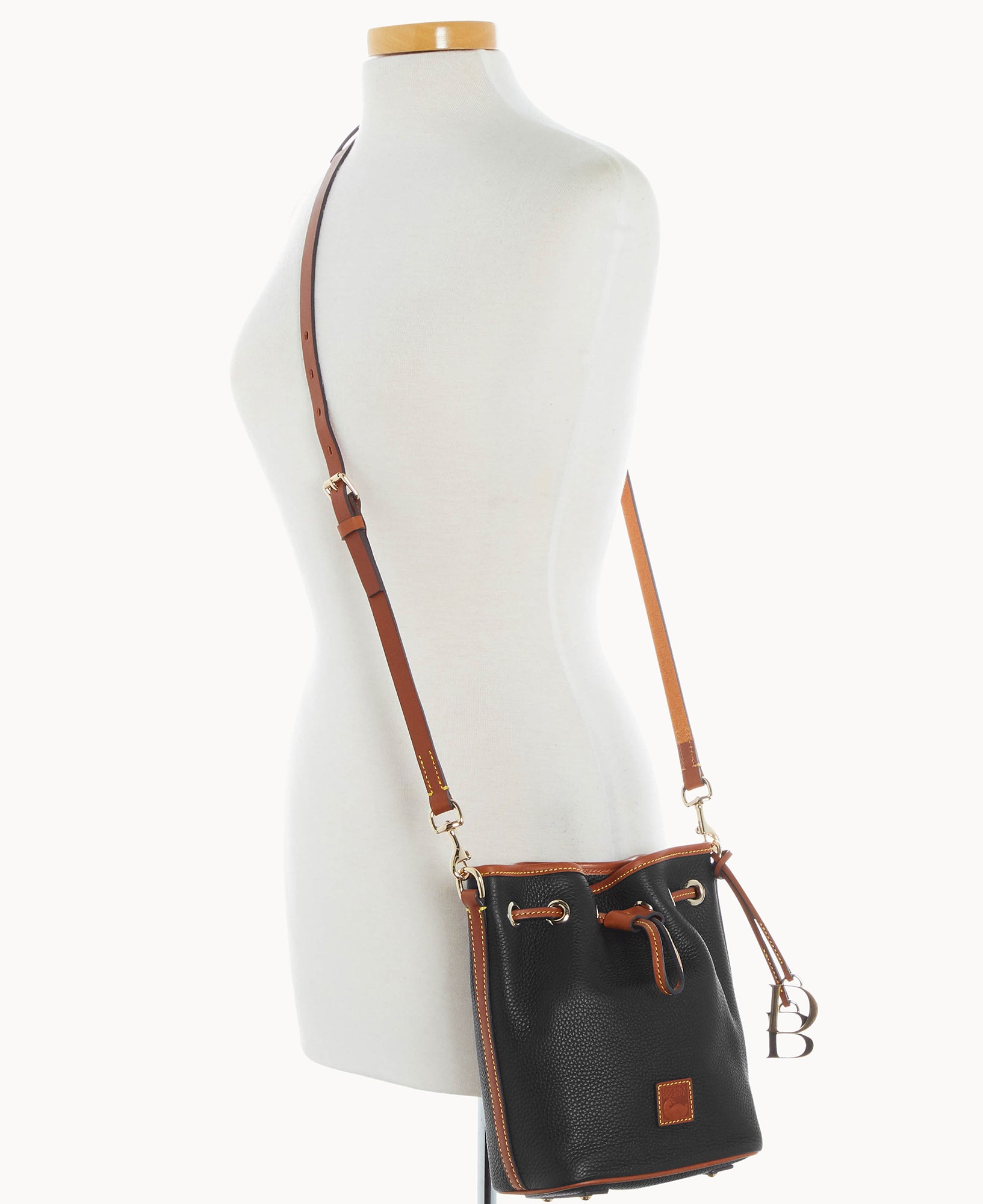 Pebble Grain Small Drawstring - Image 30