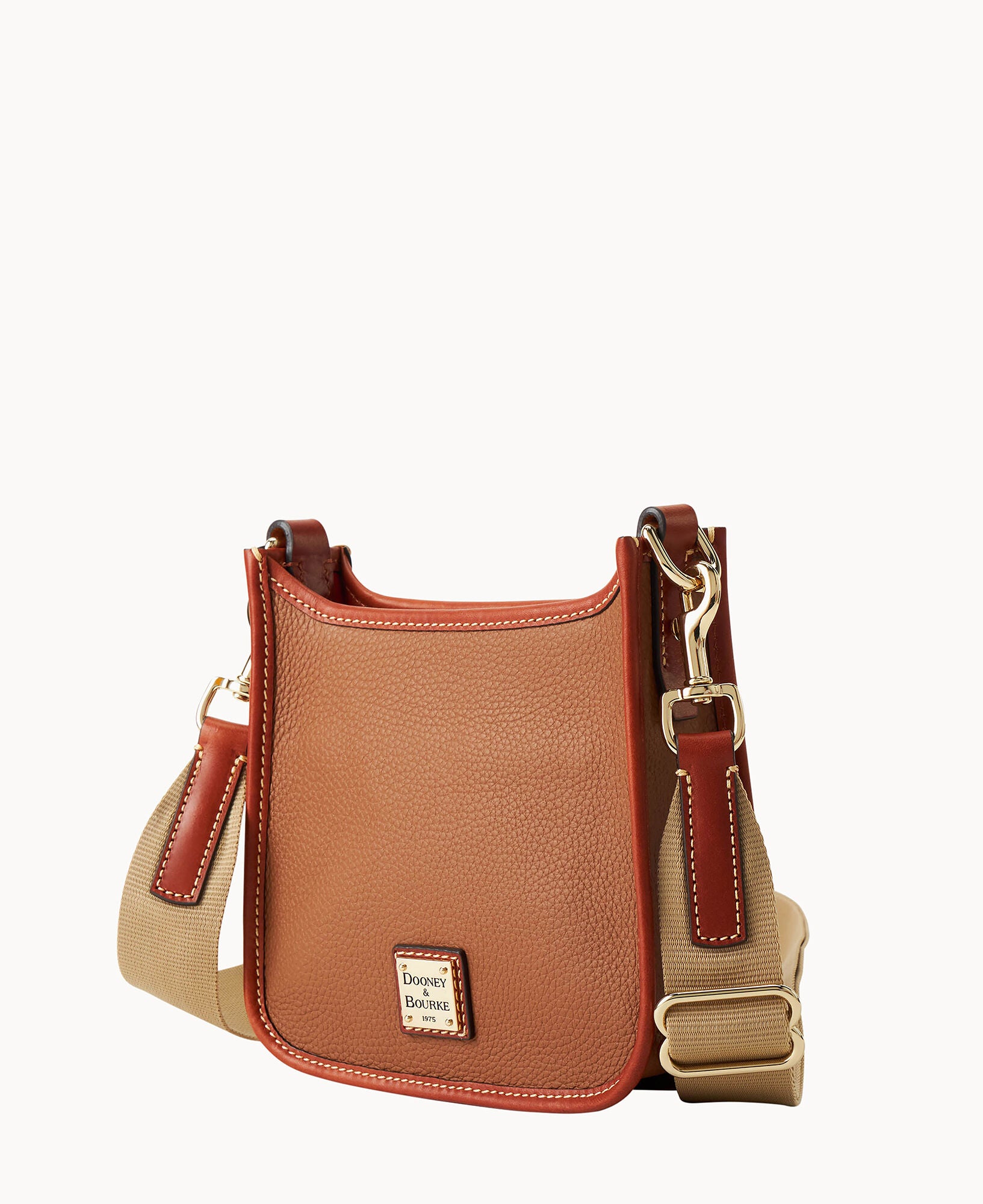 Pebble Grain Small Messenger - Image 10