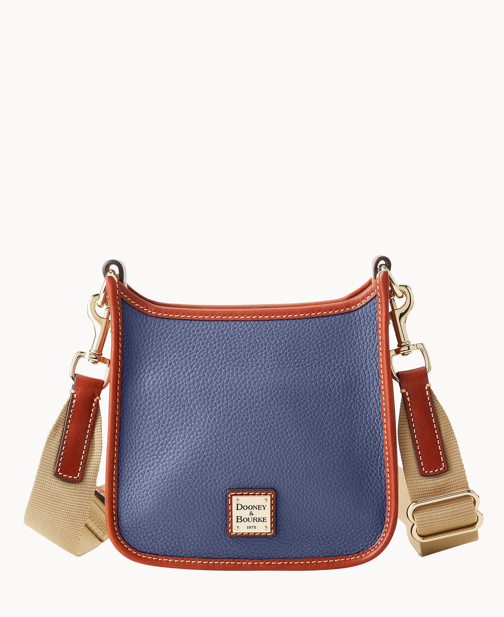 Pebble Grain Small Messenger - Image 17