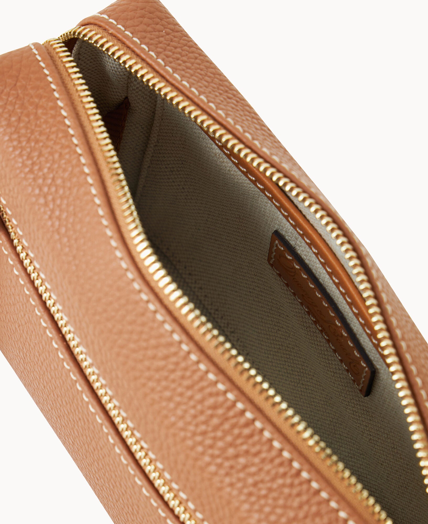 Pebble Grain Camera Crossbody 20 - Image 3