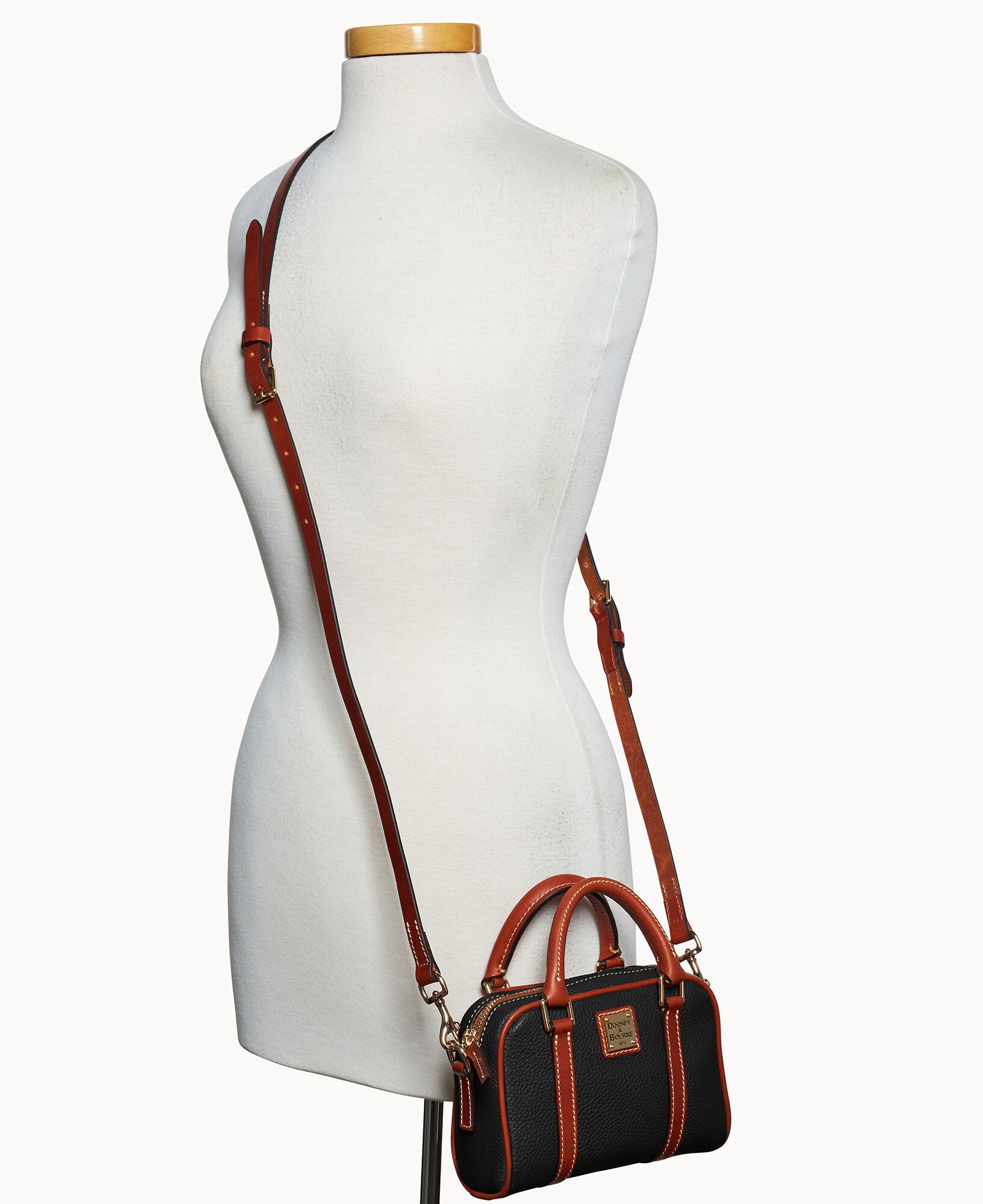 Pebble Grain Satchel 20 - Image 4