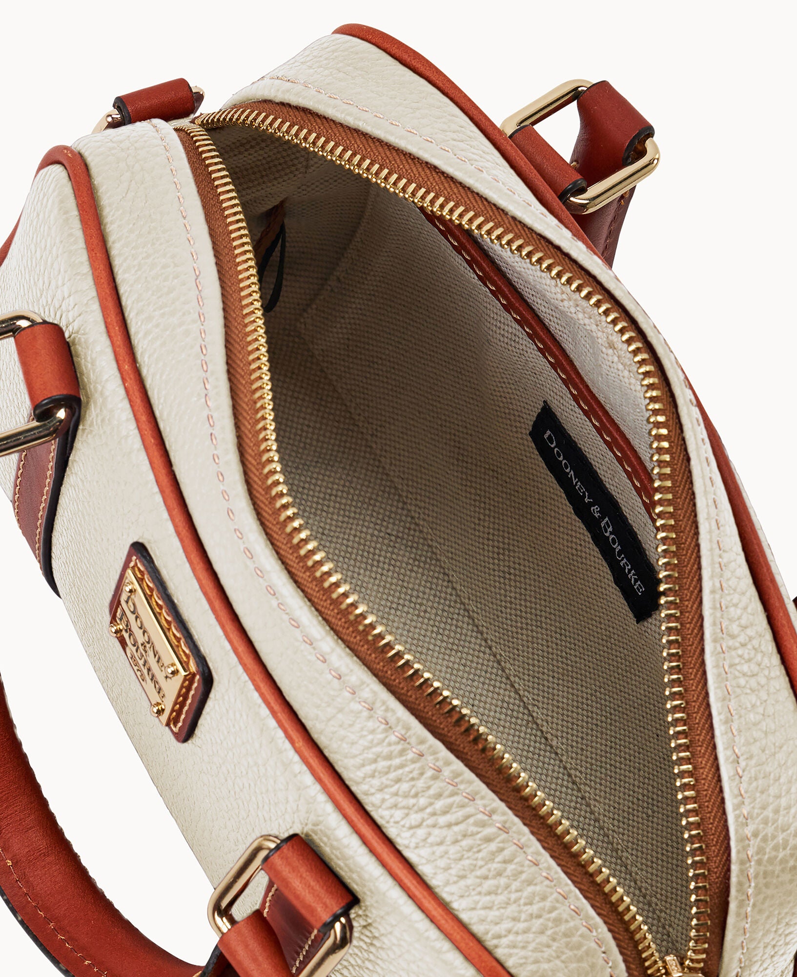 Pebble Grain Satchel 24 - Image 7