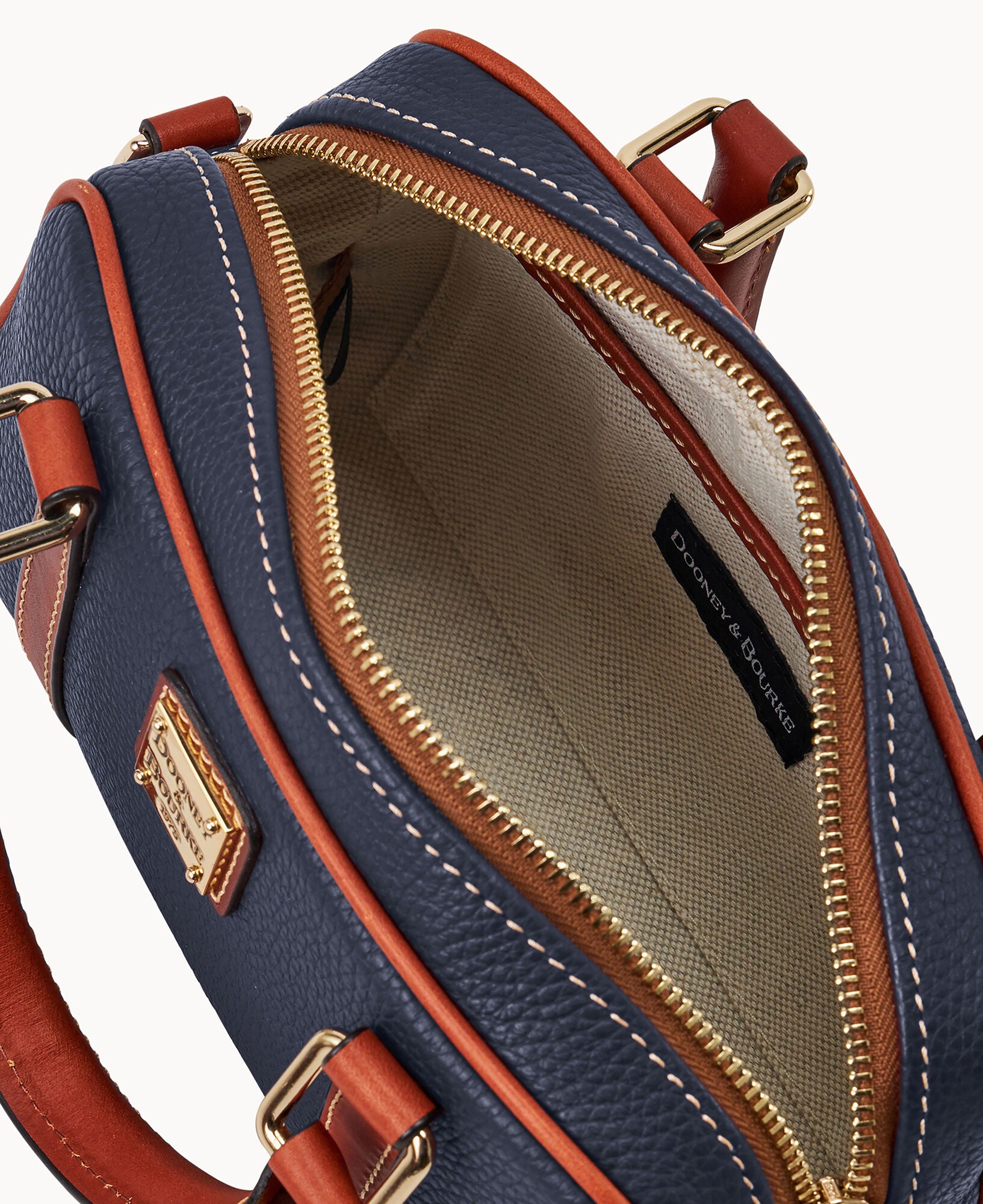Pebble Grain Satchel 24 - Image 20