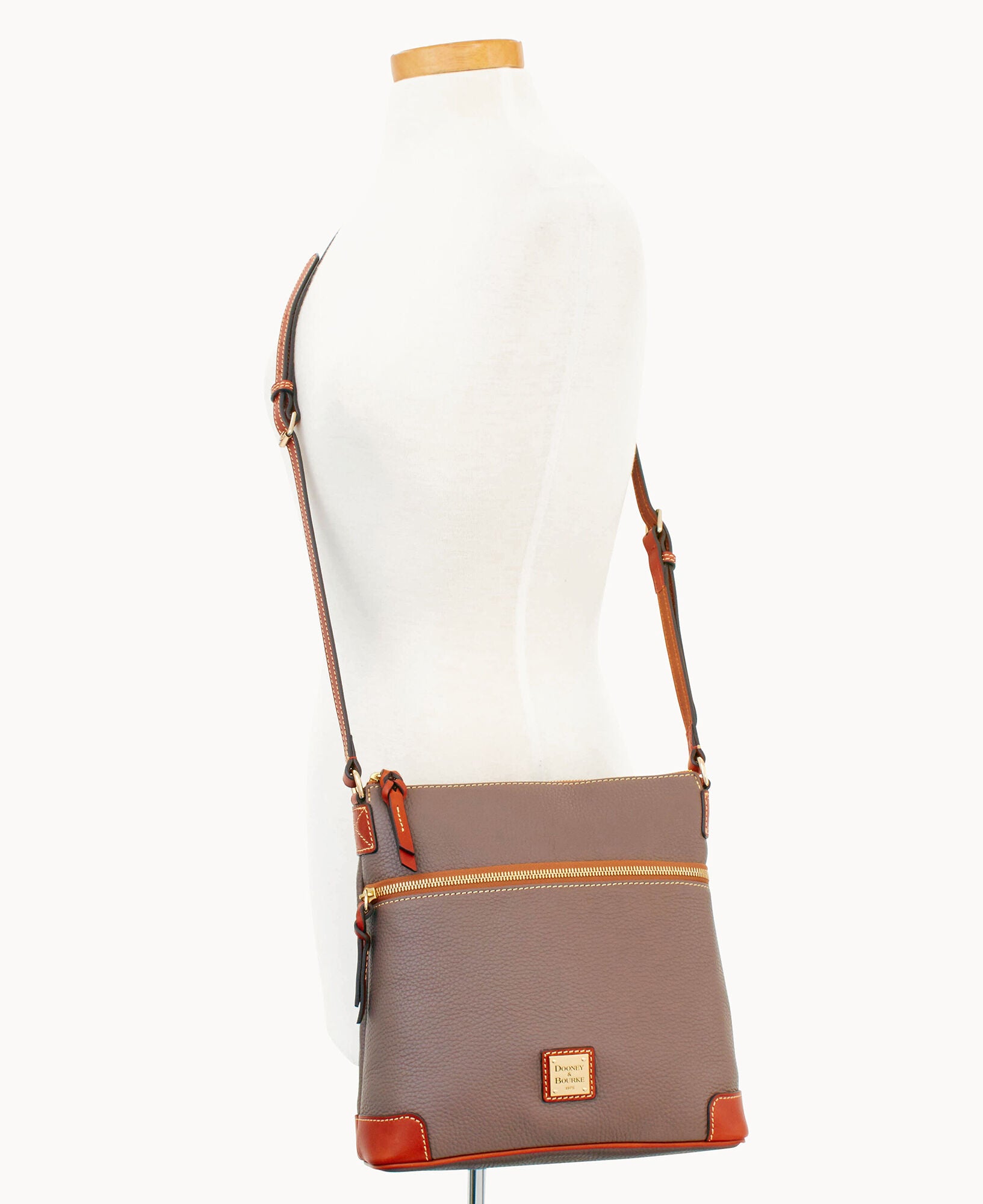 Pebble Grain Crossbody - Image 14