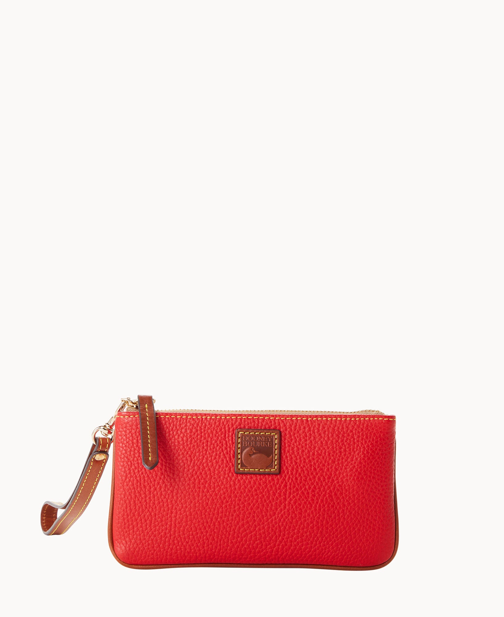 Pebble Grain Medium Wristlet