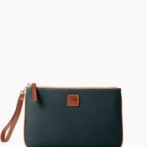Pebble Grain Large Wristlet